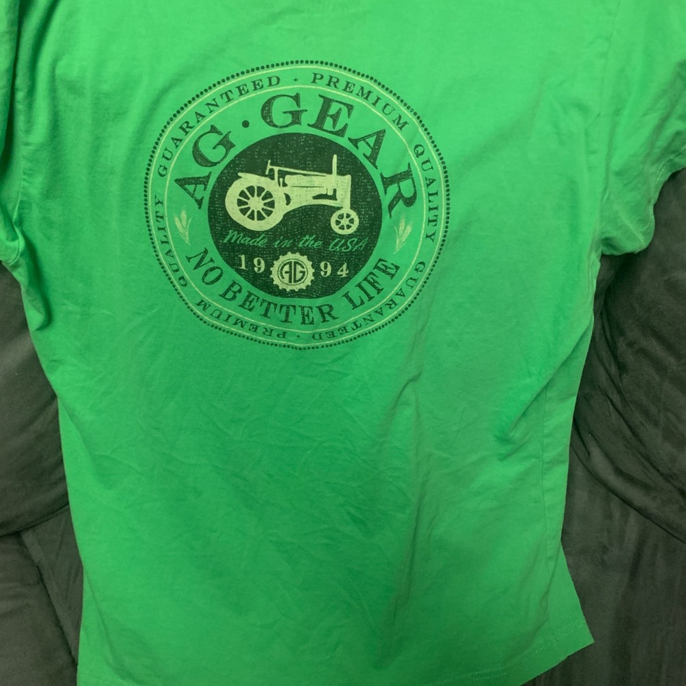 AG Gear vneck women’s xl